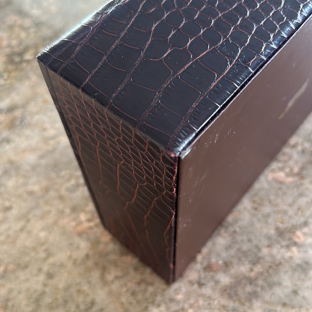 Jewelry Box - Picture 9 of 9
